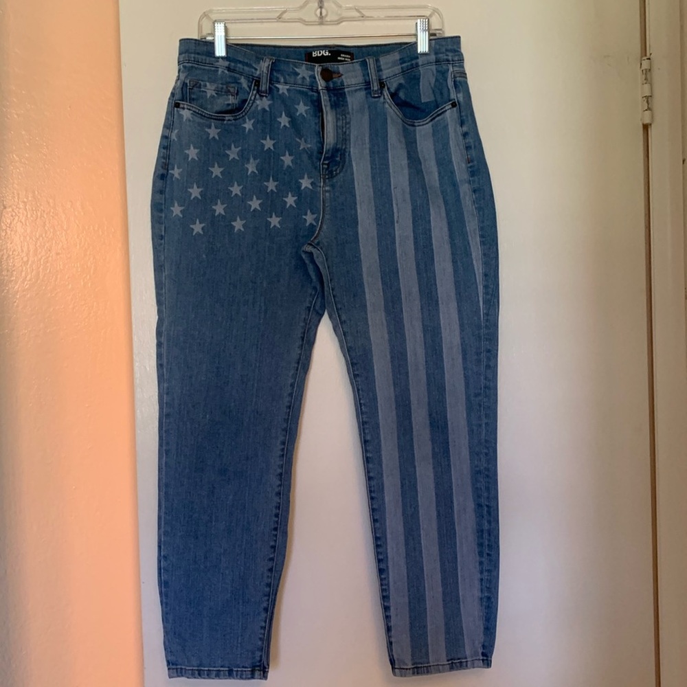BDG Grazer High Rise Cropped/ankle Jeans Flag Print, Sz. 31.  Cute & fun!